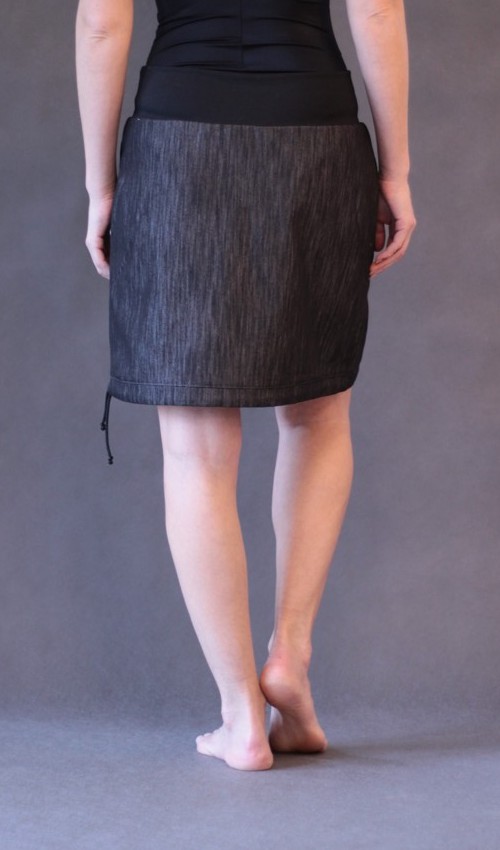 handgemachte Mode – LaJuPe - Rock schwarz knielang