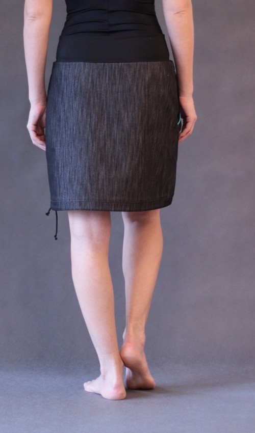 handgemachte Mode – LaJuPe - schwarzer kurzer Rock