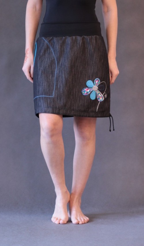 handgemachte Mode – LaJuPe - schwarzer Rock kurz