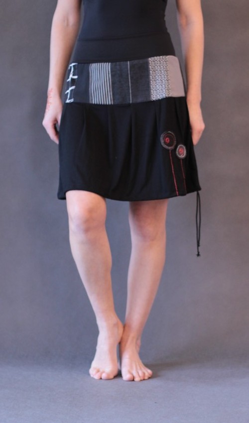 handgemachte Mode – LaJuPe - schwarzer weiter Rock