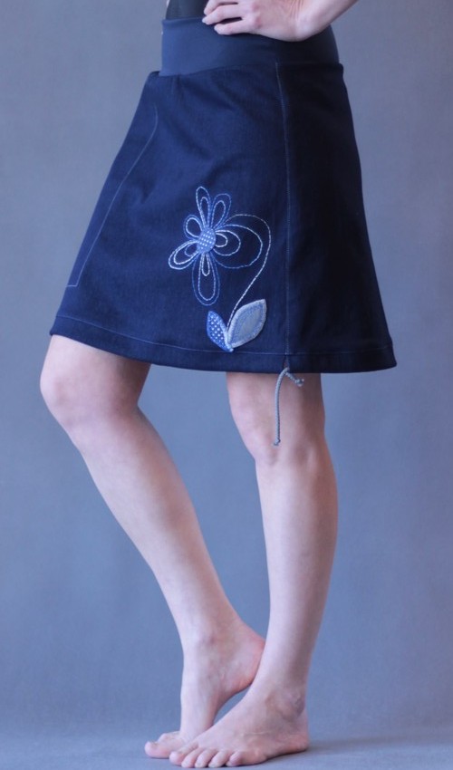 handgemachte Mode – LaJuPe - Damen Jeansrock knielang