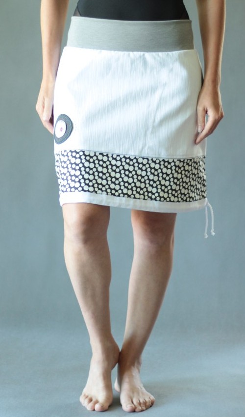 handgemachte Mode – LaJuPe - weißer Jeansrock kurz