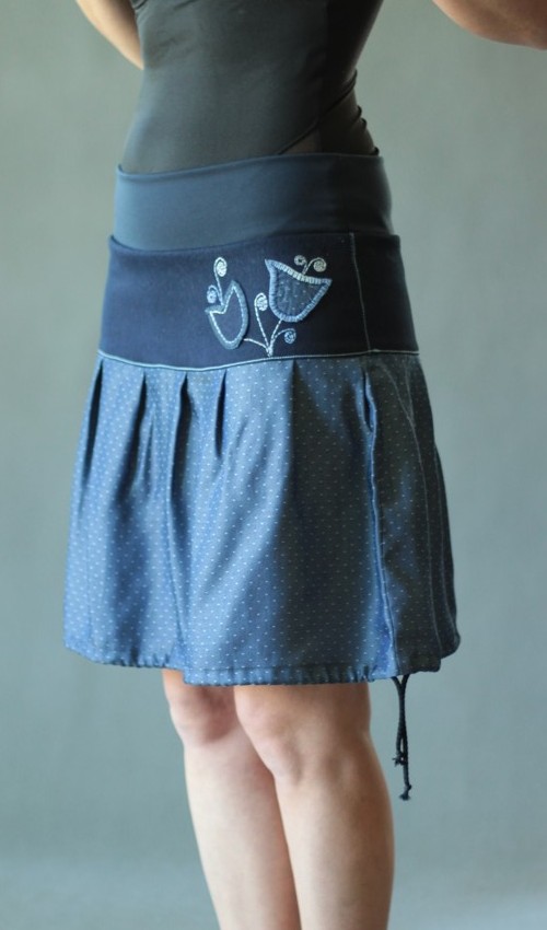 0167_handgemachte Mode – LaJuPe - blauer kurzer Rock handgemachte Mode – LaJuPe - blauer kurzer Rock