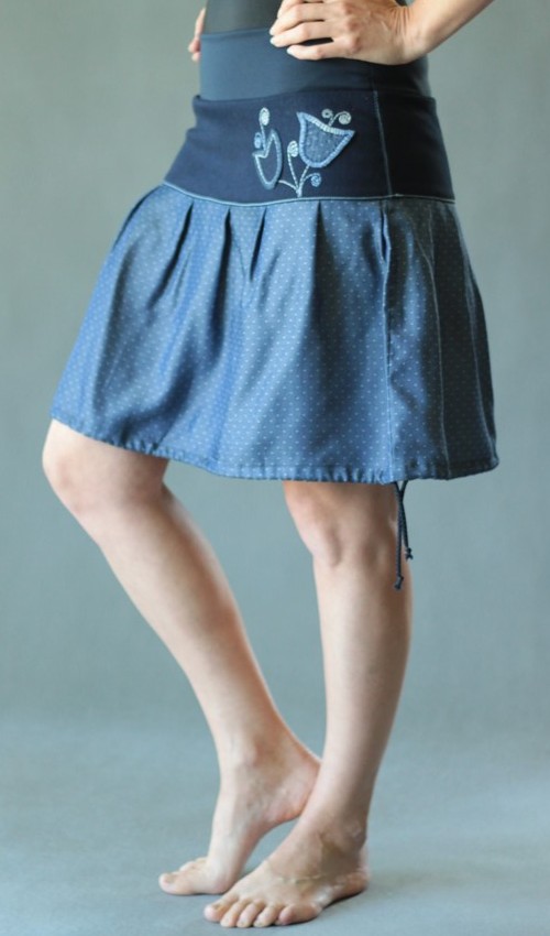 0167_handgemachte Mode – LaJuPe - blauer kurzer Rock handgemachte Mode – LaJuPe - blauer kurzer Rock