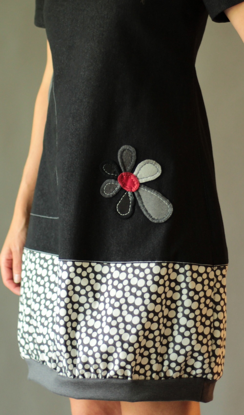 handgemachte Mode – LaJuPe Kleid weiß und schwarz