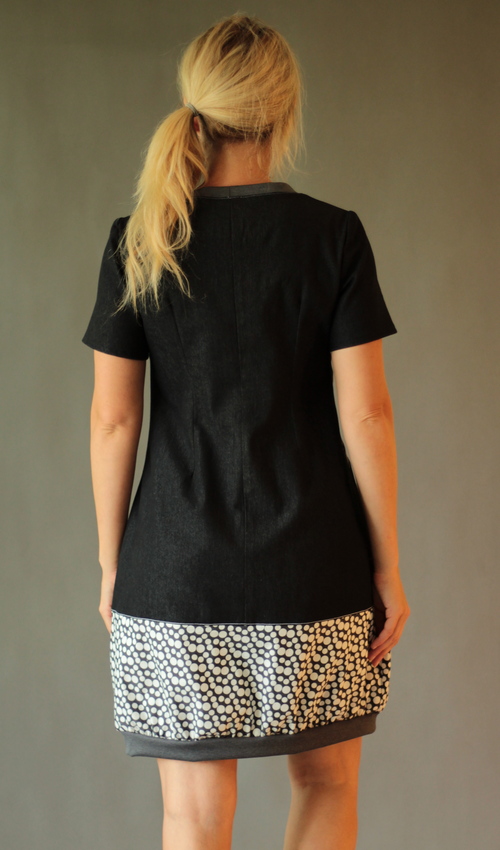 handgemachte Mode – LaJuPe Kleid weiß und schwarz