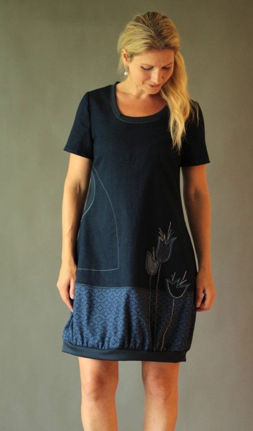 handgemachte Mode - LaJuPe dunkelblaues Kleid kurz