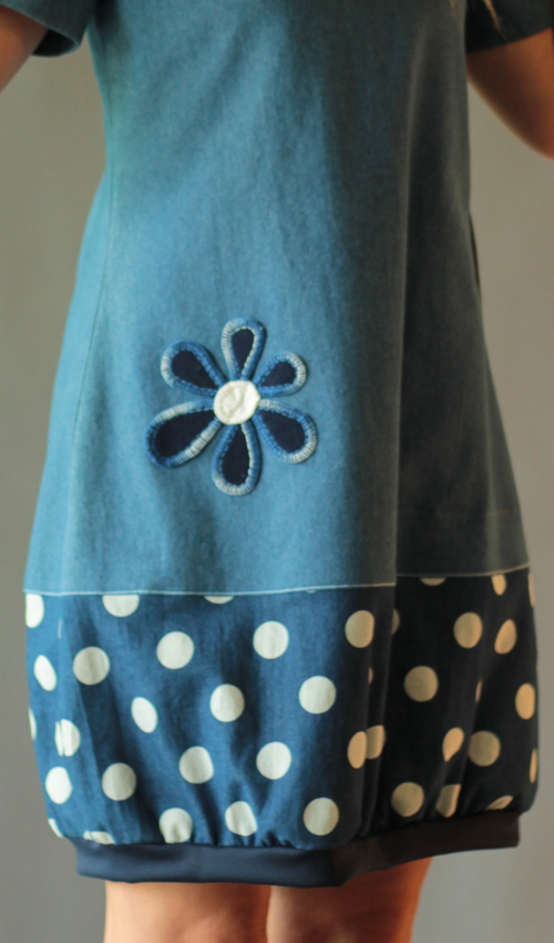 handgemachte Mode – LaJuPe Kleid Punkte blau