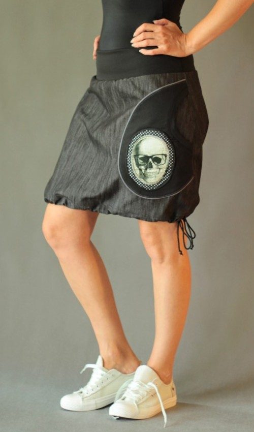 handgemachte Mode – LaJuPe - schwarzer Jeansrock knielang