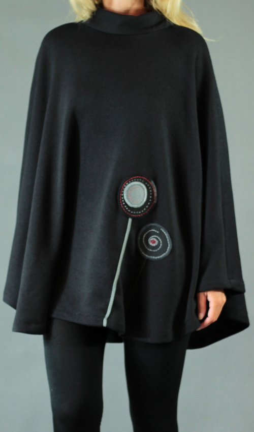 006_handgemachte Mode – LaJuPe - Poncho schwarz handgemachte Mode – LaJuPe - Poncho schwarz