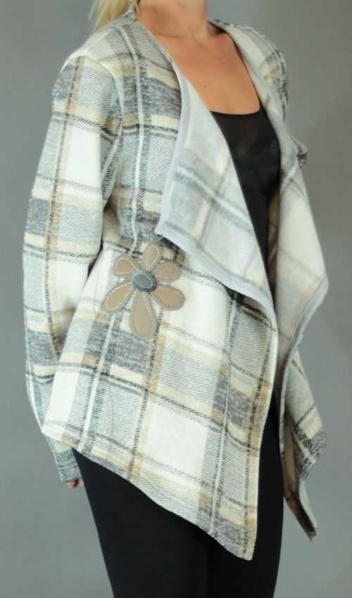 handgemachte Mode – LaJuPe - Strickjacke Damen lang