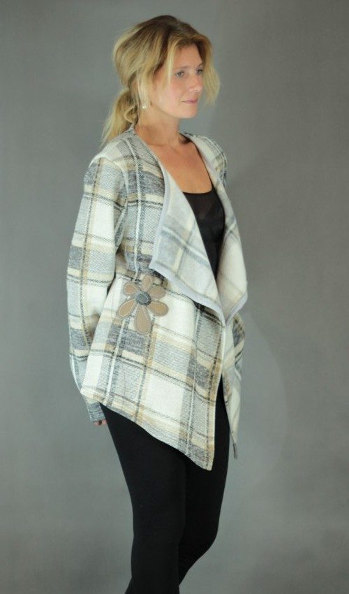 handgemachte Mode – LaJuPe - Strickjacke Damen lang