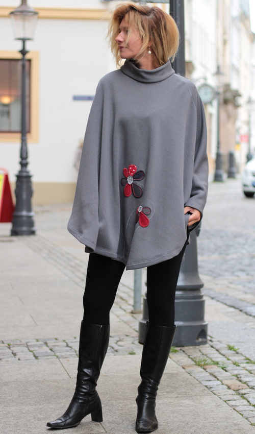 handgemachte Mode – LaJuPe - Strickponcho