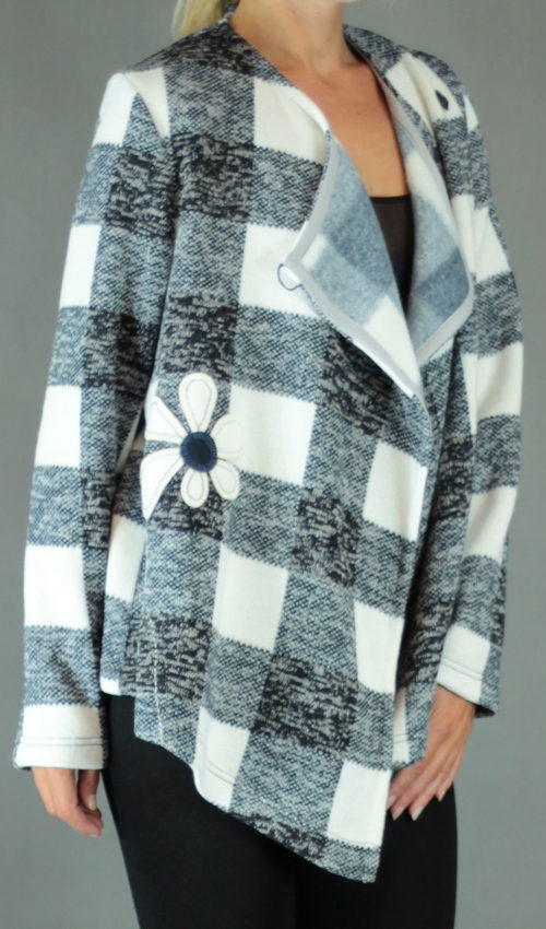 handgemachte Mode – LaJuPe - Strickjacke blau