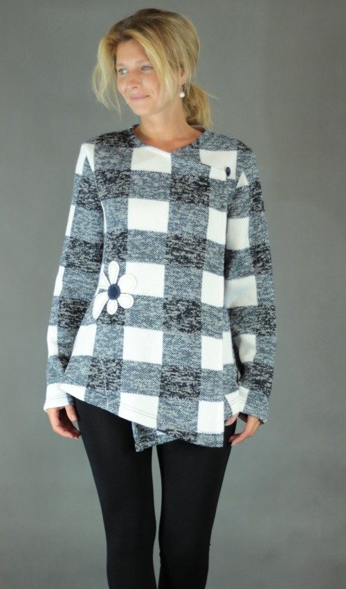 handgemachte Mode – LaJuPe - Strickjacke blau