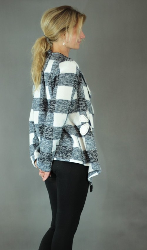 028_handgemachte Mode – LaJuPe - Strickjacke blau handgemachte Mode – LaJuPe - Strickjacke blau