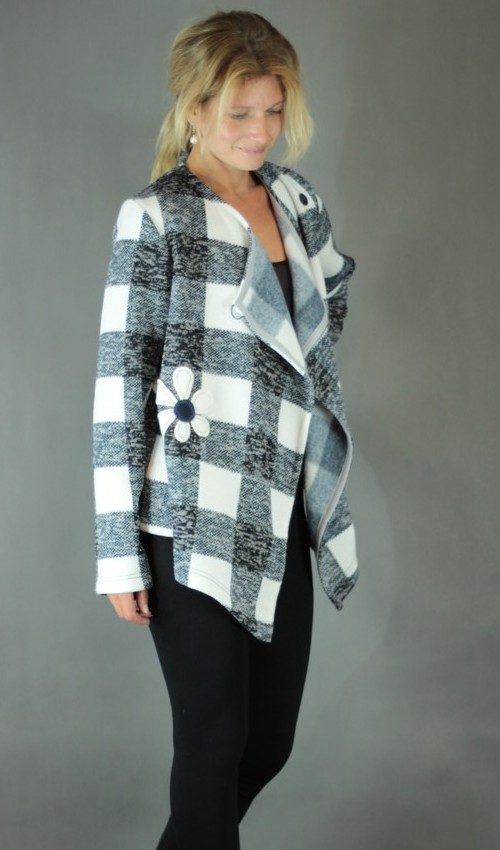 handgemachte Mode – LaJuPe - Strickjacke blau